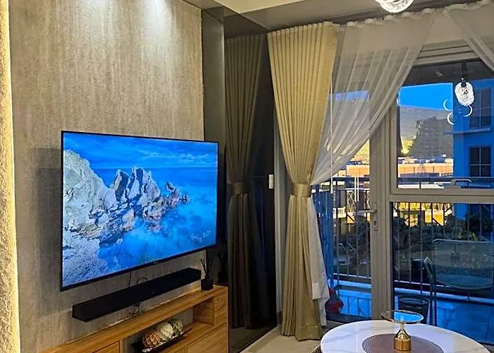 Stylish 1br Near Airport Facing The Bay - 7b 4* Manila