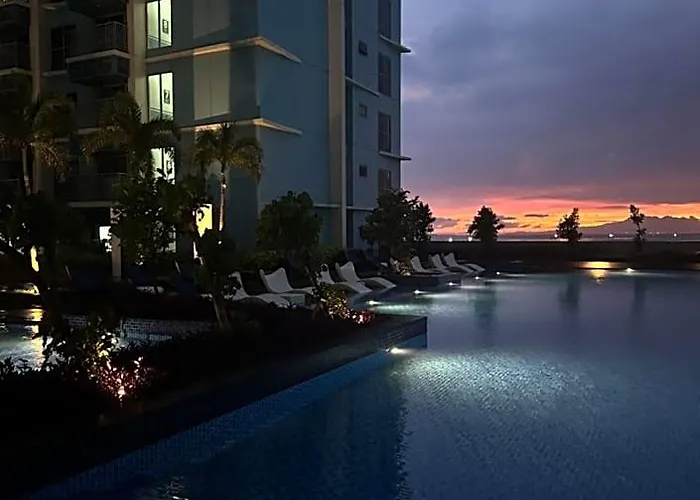 Hotel Stylish 1br Near Airport Facing The Bay - 7b 4*